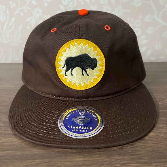 EBBETS FIELD FLANNELS
Houston Buffaloes Cotton Hat - Brown - Picture 2 of 5